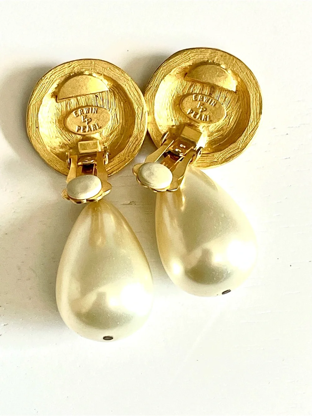 Erwin Pearl Vintage Gold Swirl Pearl Clip Earrings Drop Dangle Runway Statement